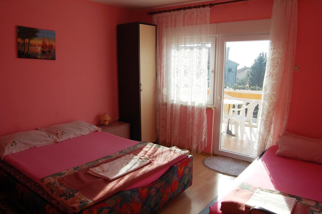 كرك Apartments Setka الغرفة الصورة