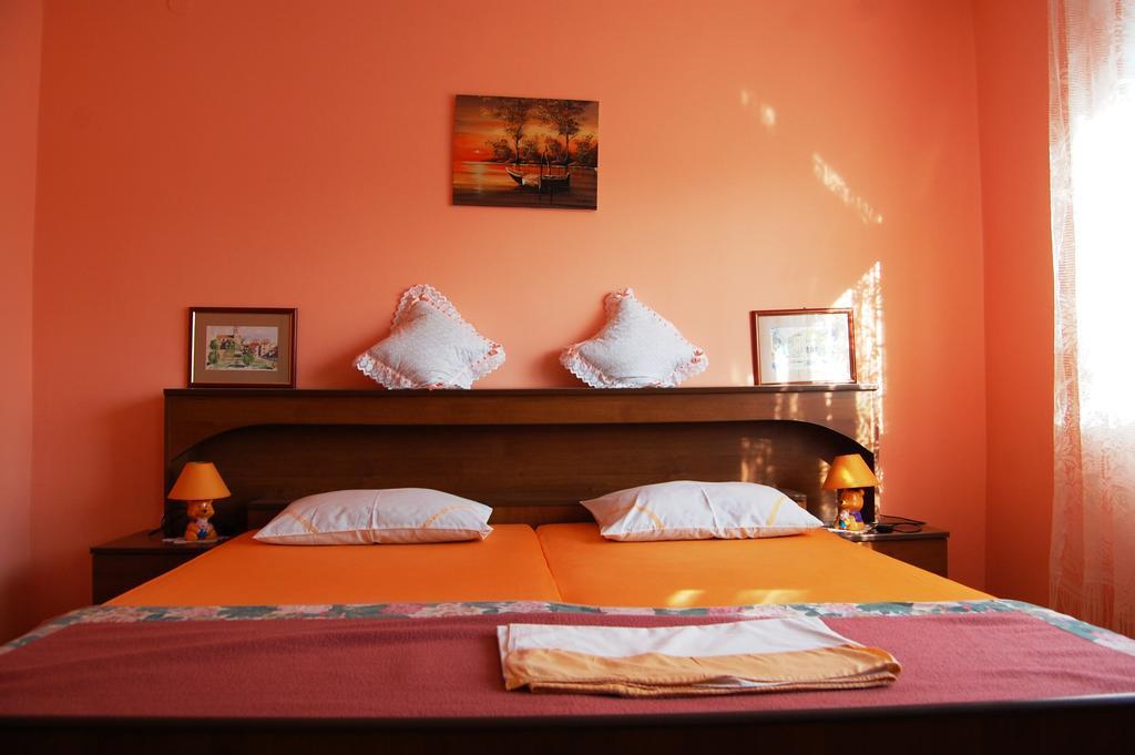 كرك Apartments Setka الغرفة الصورة